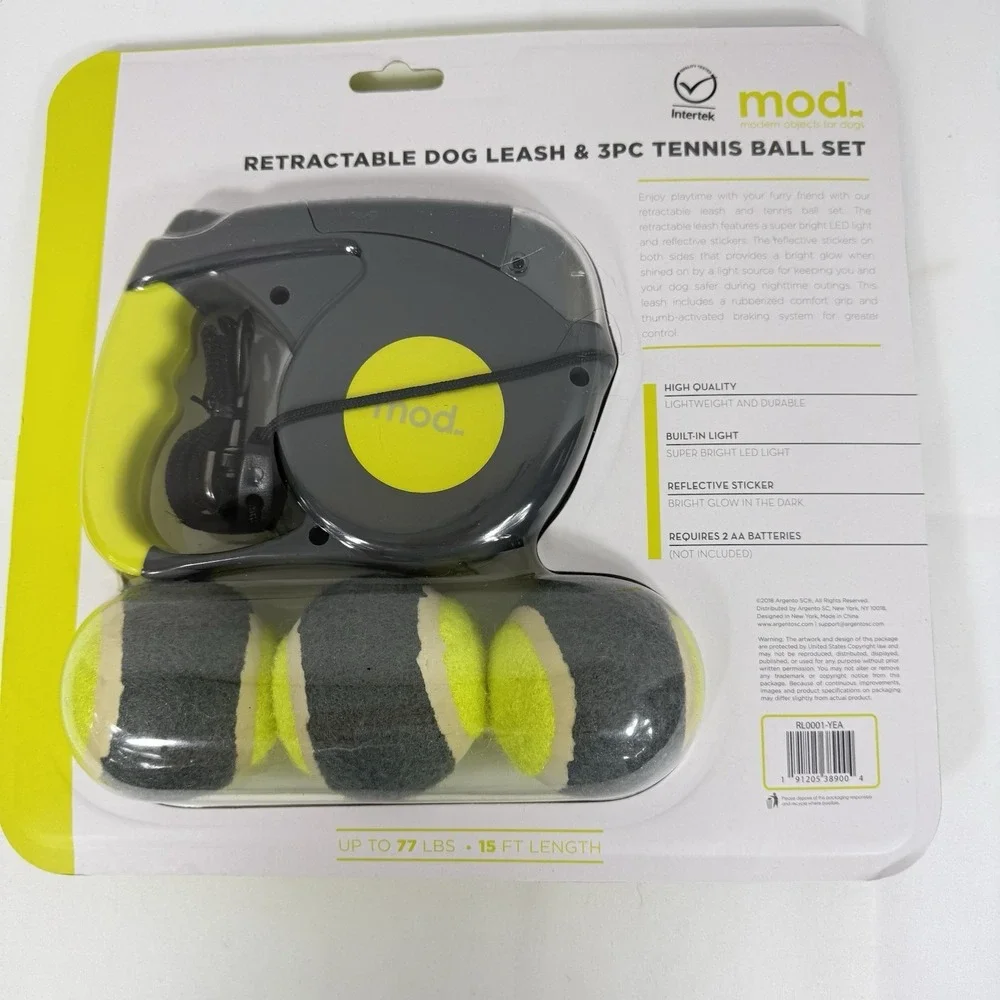 Retractable Dog 15 Ft Leash & 3PC Tennis Ball Set Midnight Collection RL0001-YEA